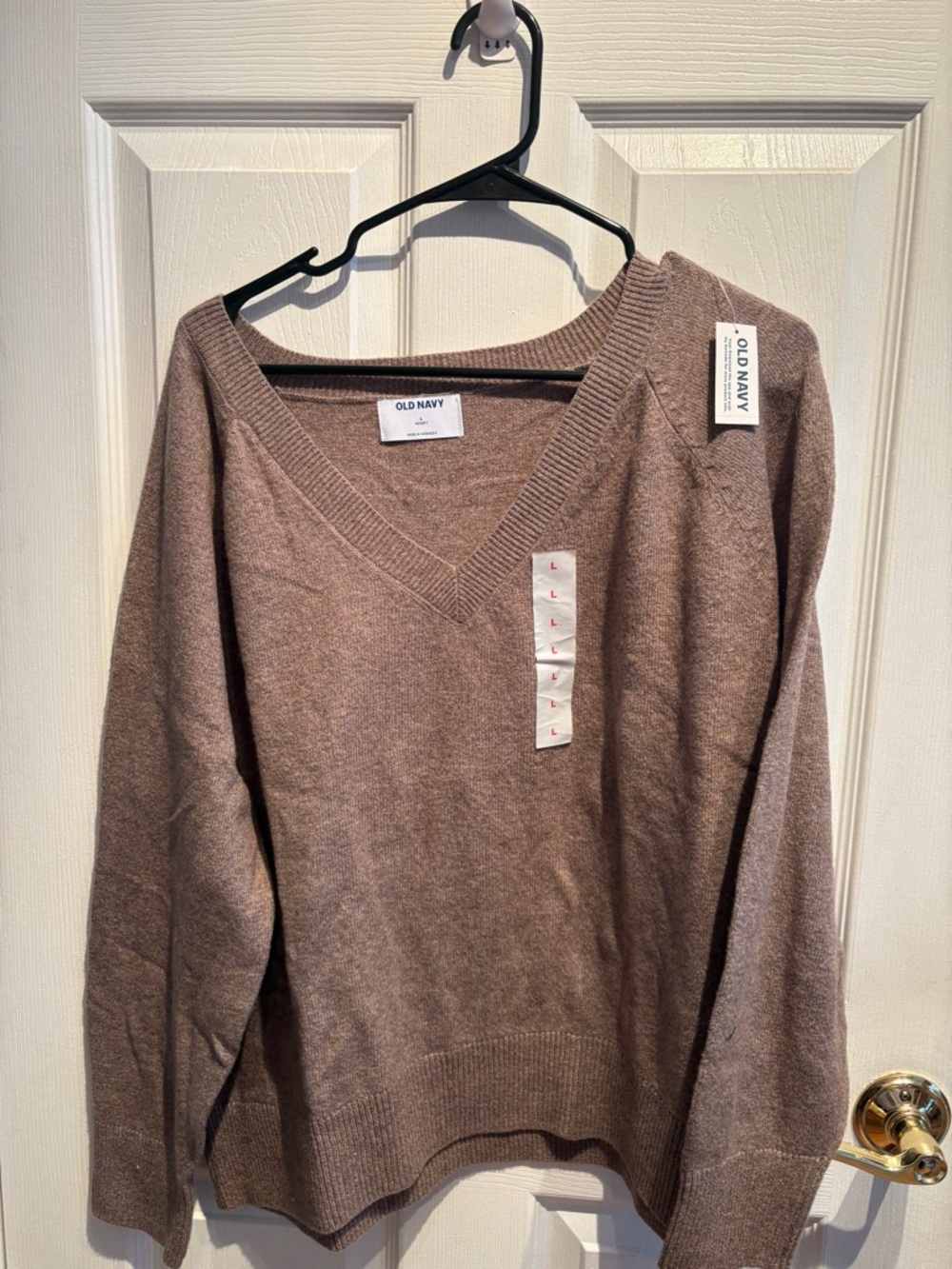 Old Navy Women's SoSoft V-Neck Brown Sweater